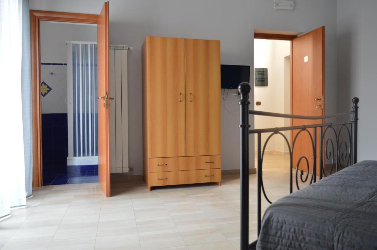 B&B Scalea Rooms エクステリア 写真